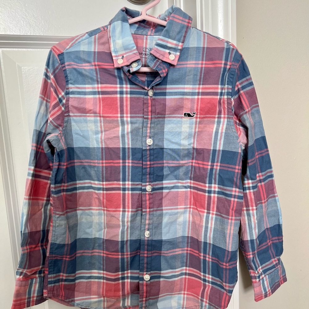 Boy’s Vineyard Vines Button-down shirt, great condition